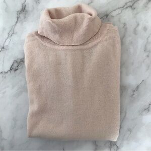 Quince Women Turtle Neck  Lightweight 100% Cashmere, Lt Pink Size M